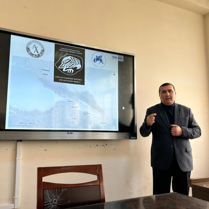 Tarix fakültəsinin Tələbə Elmi Cəmiyyətinin nəzdində fəaliyyət göstərən “Gənc Arxeoloq” dərnəyinin elmi seminarı olmuşdur