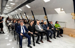 31 dekabr - Dünya Azərbaycanlılarının Həmrəyliyi Günü və Yeni il münasibətilə tədbir keçirildi