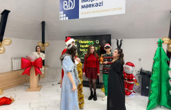 31 dekabr - Dünya Azərbaycanlılarının Həmrəyliyi Günü və Yeni il münasibətilə tədbir keçirildi