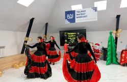 31 dekabr - Dünya Azərbaycanlılarının Həmrəyliyi Günü və Yeni il münasibətilə tədbir keçirildi