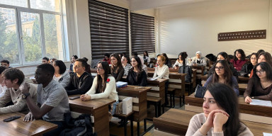 BDU-da Tələbə Elmi Cəmiyyəti tərəfindən süni intellekt və musiqi mövzusunda elmi tədbir keçirilib