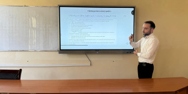 Fizika fakültəsində növbəti elmi seminar keçirilib