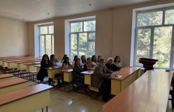 Fizika fakültəsində növbəti elmi seminar keçirilib