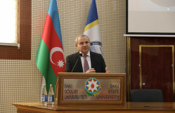 BDU-da görkəmli alim və pedaqoq Əhməd Abdinovun 80 illik yubileyi qeyd olunub