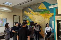 BDU tələbələri üçün ETSN-in Azərbaycan Geologiya Muzeyində interaktiv dərs