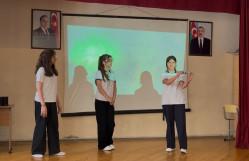 Orta məktəbdə"Fizika yaradıcılıq gecəsi" keçirilib