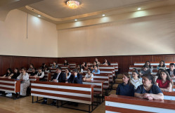 Fizika fakültəsi Tələbə Elmi Cəmiyyətinin elmi seminarı keçirilib