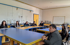 Nəzəri fizika kafedrasında magistrantlarının dissertasiya işlərinin ilkin müzakirəsi keçirilib