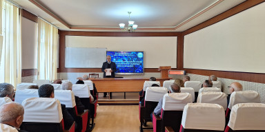 “Fizika problemləri” ETİ və Fizika fakültəsinin birgə elmi seminarı keçirilmişdir