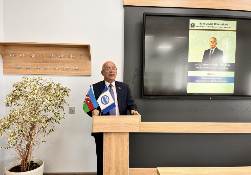 Millət vəkili Anar İsgəndərov BDU-da ustad dərsi keçib