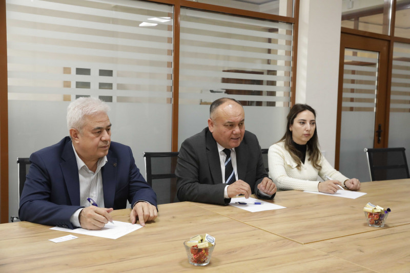 Özbəkistanın Çirçik Dövlət Pedaqoji Universitetinin nümayəndə heyəti BDU-da