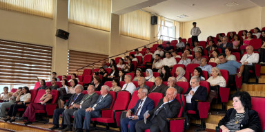 “Müsəlman Şərqinin ilk parlamentli respublikası tarixi tədqiqatlarda” mövzusunda II Respublika elmi konfransı keçirilib