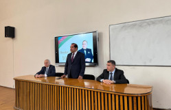 "Heydər Əliyev-Dövlətçilik məfkurəsinin və Xilaskarlıq missiyasının ulu zirvəsi" adlı tədbir keçiirlib