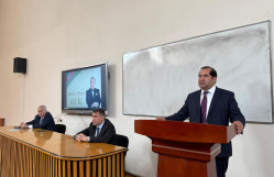 "Heydər Əliyev-Dövlətçilik məfkurəsinin və Xilaskarlıq missiyasının ulu zirvəsi" adlı tədbir keçiirlib