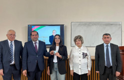 "Heydər Əliyev-Dövlətçilik məfkurəsinin və Xilaskarlıq missiyasının ulu zirvəsi" adlı tədbir keçiirlib