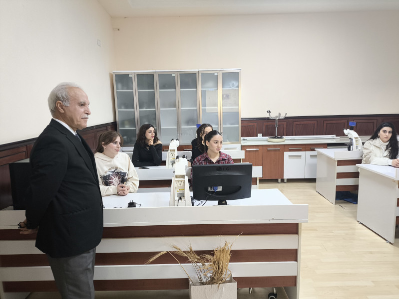 BDU-da “Aqrar sığorta” fənninin tədrisinə başlanılıb