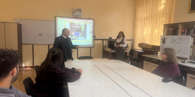 Yarımkeçiricilər fizikası kafedrasının elmi seminarı keçirilib