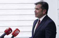 Professor Qulu Məhərrəmliyə “Şirməmməd Hüseynov” mükafatı təqdim olunub