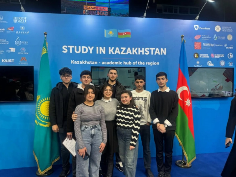 Tələbələrimiz Qazaxıstan universitetlərinin təhsil sərgisində iştirak ediblər