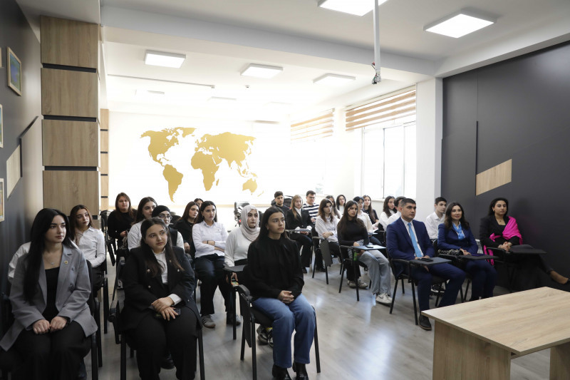 BDU-da “Nanotexnologiyalar və nanotexnoloji aspektlər” mövzusunda təlim keçirilib