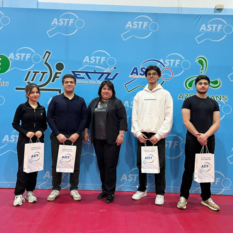Tələbəmiz stolüstü tennis turnirində II yerin qalibi olub
