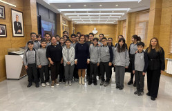 BDU-nun nəzdində “Gənc istedadlar” liseyinin şagirdləri Universiteti ziyarət ediblər