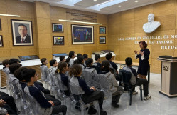 BDU-nun nəzdində “Gənc istedadlar” liseyinin şagirdləri Universiteti ziyarət ediblər