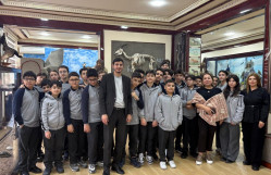 BDU-nun nəzdində “Gənc istedadlar” liseyinin şagirdləri Universiteti ziyarət ediblər