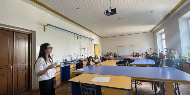 Optika və molekulyar fizika kafedrasında elmi seminar keçirilib