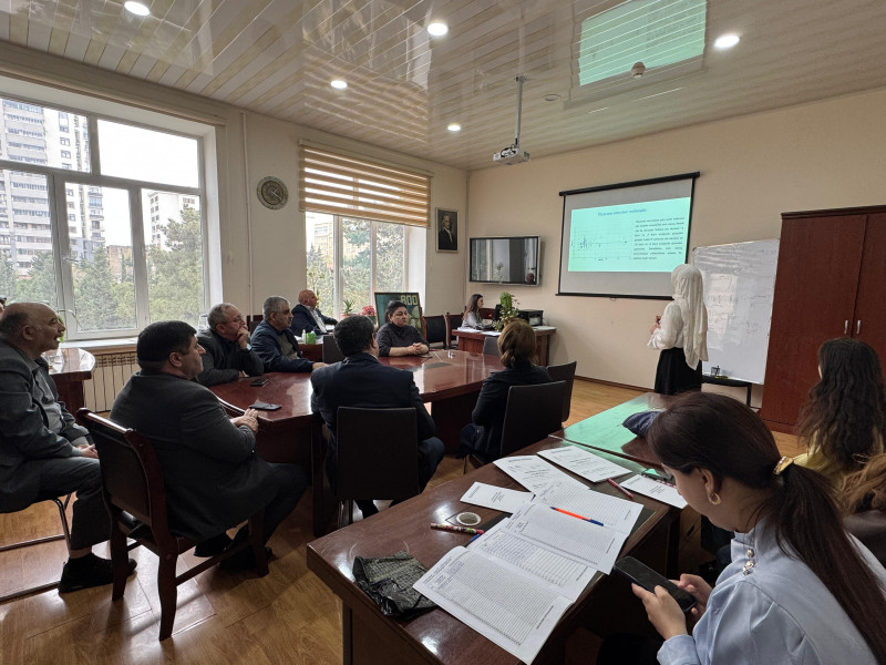 Astrofizika kafedrasının elmi seminarı keçirilib