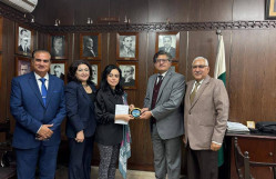 Orta Şərq dilləri və ədəbiyyatı kafedrasının əməkdaşı Pakistan İslam Respublikasının Lahor şəhərində elmi seminarda iştirak edib