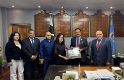 Orta Şərq dilləri və ədəbiyyatı kafedrasının əməkdaşı Pakistan İslam Respublikasının Lahor şəhərində elmi seminarda iştirak edib