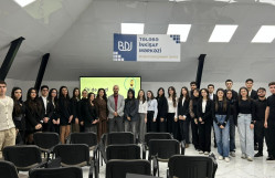 BDU-da “workshop”: “CV-dən kənarda qalan bacarıqlar”