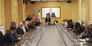 Ölkənin birinci bankı və birinci universiteti arasında memorandum imzalandı