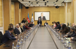Ölkənin birinci bankı və birinci universiteti arasında memorandum imzalandı