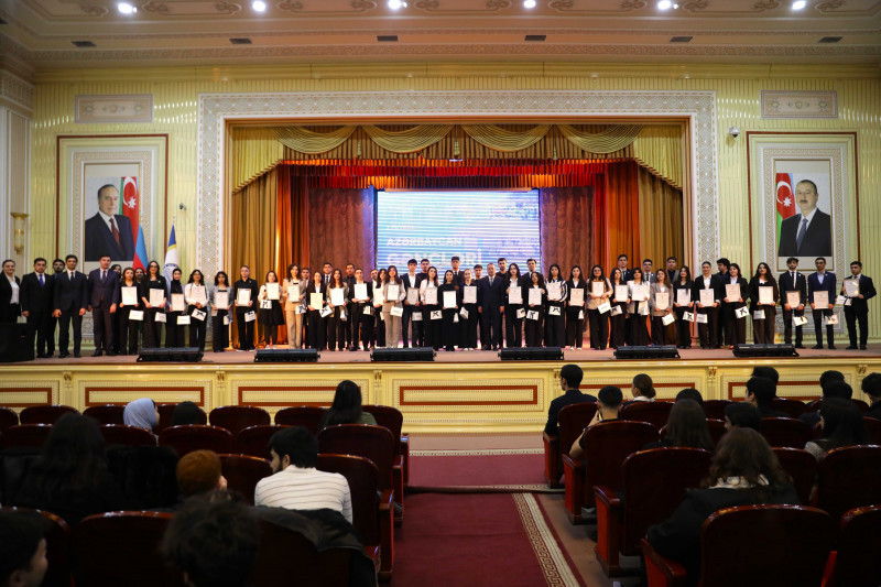 Jurnalistika fakültəsinin tələbələri təltif olunublar