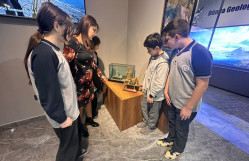 BDU Gənc istedadlar liseyinin şagirdləri Fizika fakültəsində olublar