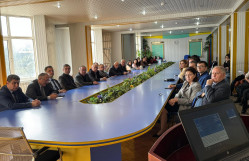 BDU-da iqtisadi fizikanın problemləri müzakirə olunub