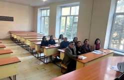 Bərk cisimlər fizikası kafedrasının elmi seminarı keçirilib