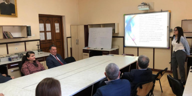 Fizika fakültəsində elmi seminar keçirilib