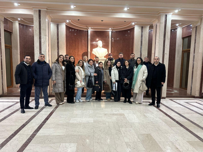 Fizika fakültəsi məzunlarının görüşü keçirilib