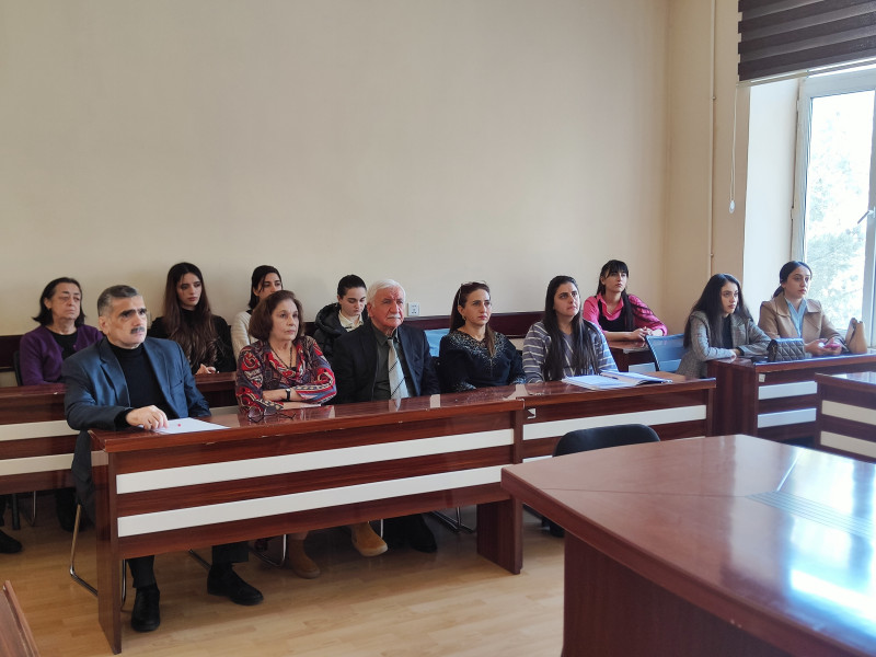 Fizika fakültəsinin Tələbə Elmi Cəmiyyətinin növbəti elmi seminarı keçirilib.