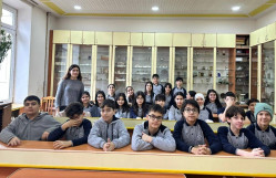 “Gənc istedadlar” liseyinin şagirdləri BDU-nun elmi-tədqiqat mühiti ilə tanış olurlar