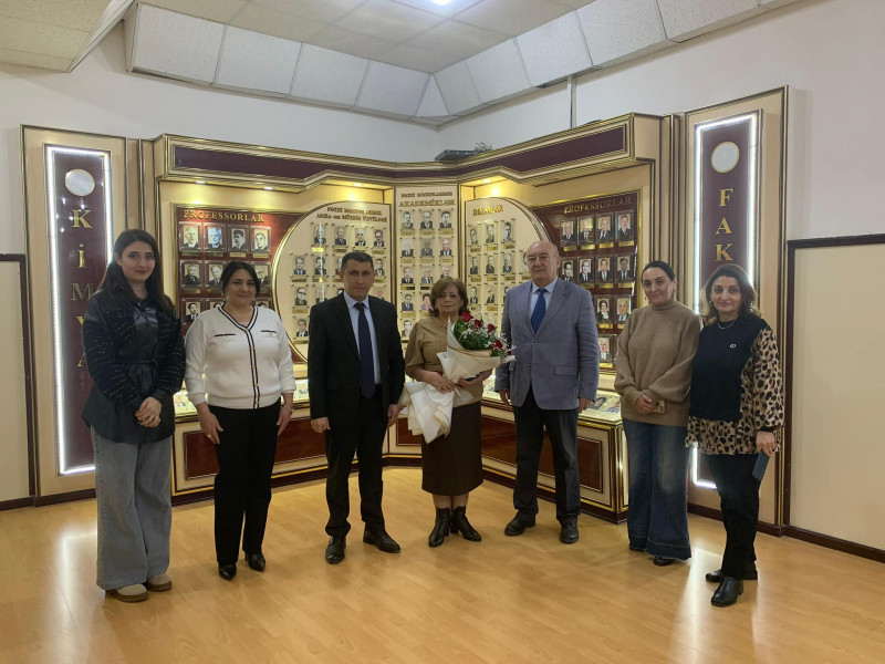 Fəridə xanım Aslanovanın 80 illik yubileyidir