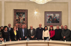 Türkoloji Qurultayın 100-cü ildönümünə həsr olunmuş dəirmi masa