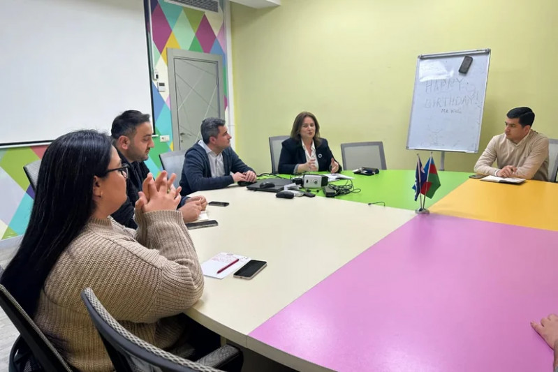 Mediada Azərbaycan dilinin qorunması ARB24 telekanalında müzakirə olunub