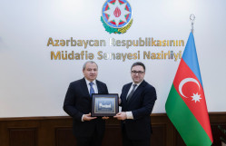 Müdafiə Sənayesi Nazirliyi və BDU arasında universitet-sənaye tərəfdaşlığı müzakirə edilib