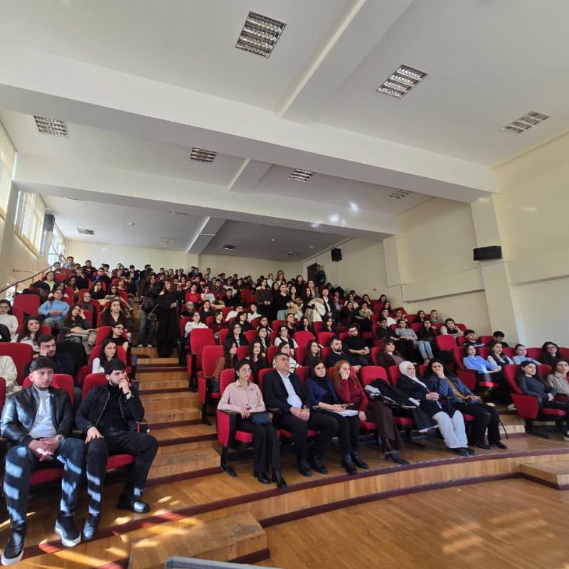 Tarix fakültəsində pedaqoji təcrübə ilə bağlı IV kurs tələbələri ilə görüş keçirilmişdir