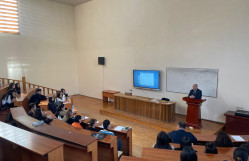 Kimya müəllimliyi ixtisası üzrə ixtisaslaşan IV kurs tələbələrinin pedaqoji təcrübənin başlaması ilə əlaqədar tədbir keçirildi