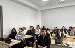 Beynəlxalq jurnalistika və informasiya siyasəti kafedrasının magistrantları elmi-pedaqoji təcrübəyə başlayıblar